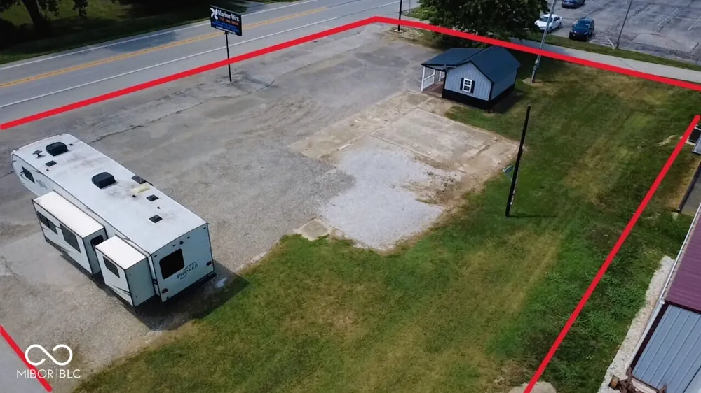 221 E Pat Rady Way Bainbridge, IN 46105