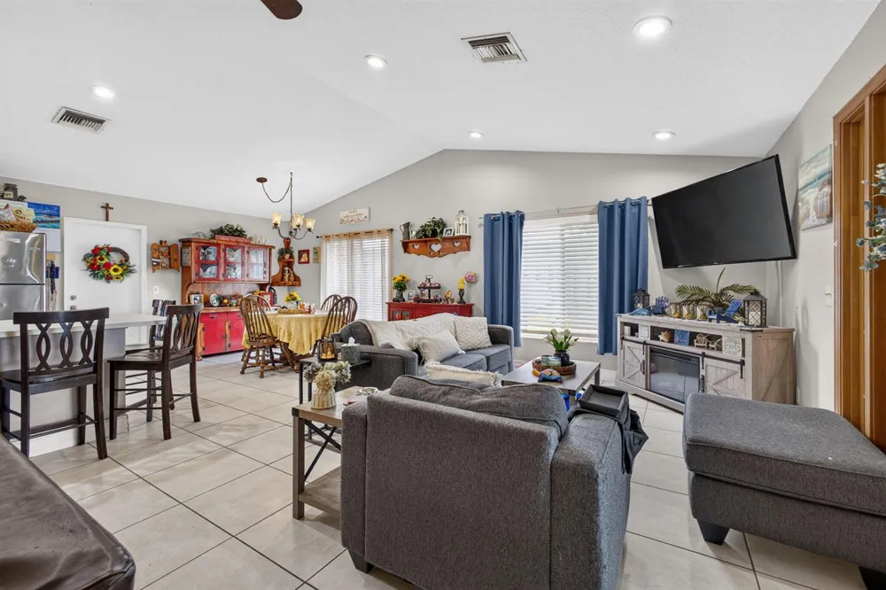 6312 MULLIN STREET Jupiter, FL 33458