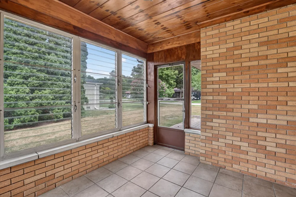 800 Balfour Street Midland, MI 48640