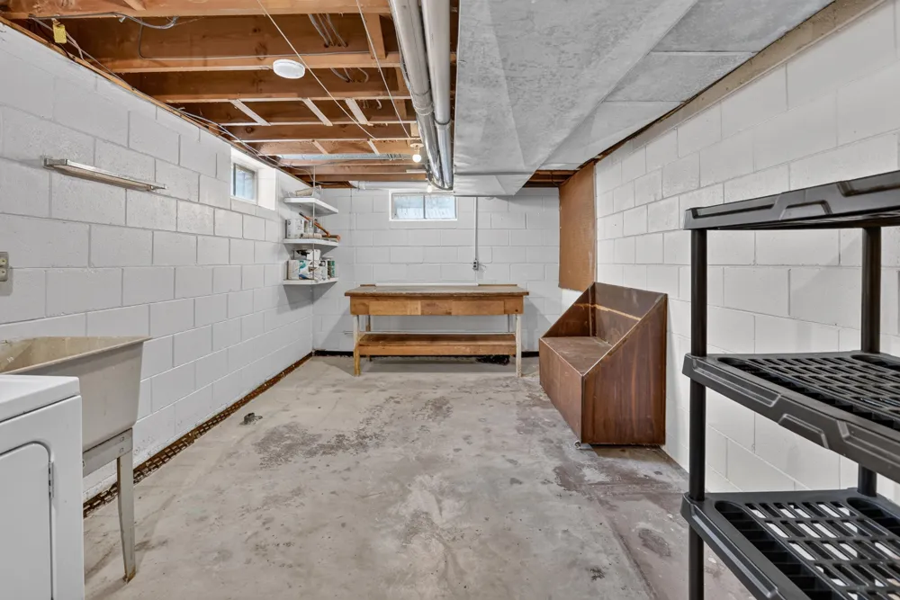 800 Balfour Street Midland, MI 48640