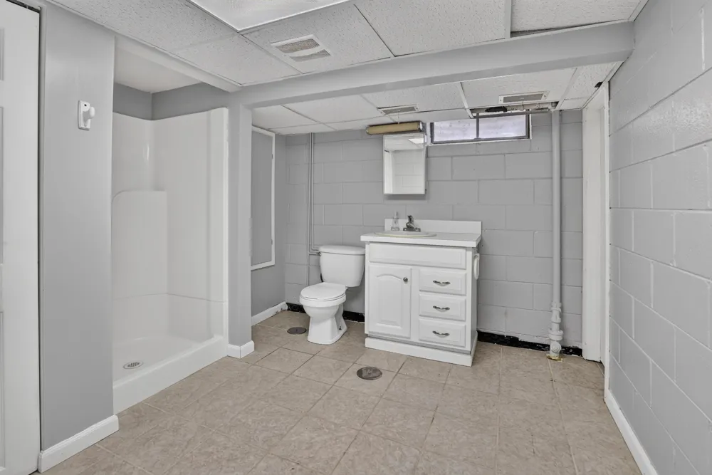 800 Balfour Street Midland, MI 48640