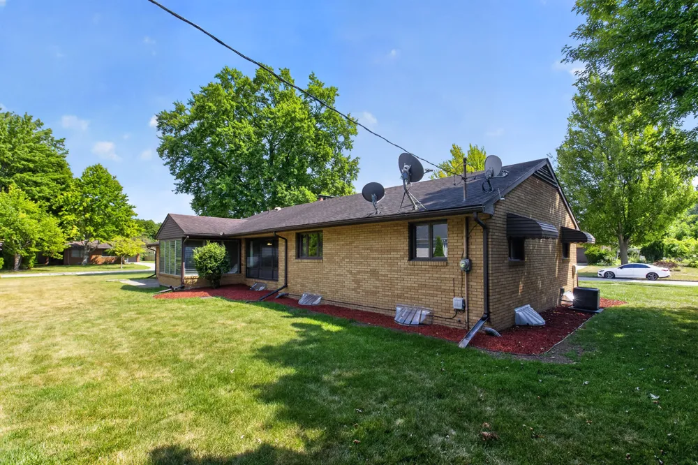 800 Balfour Street Midland, MI 48640