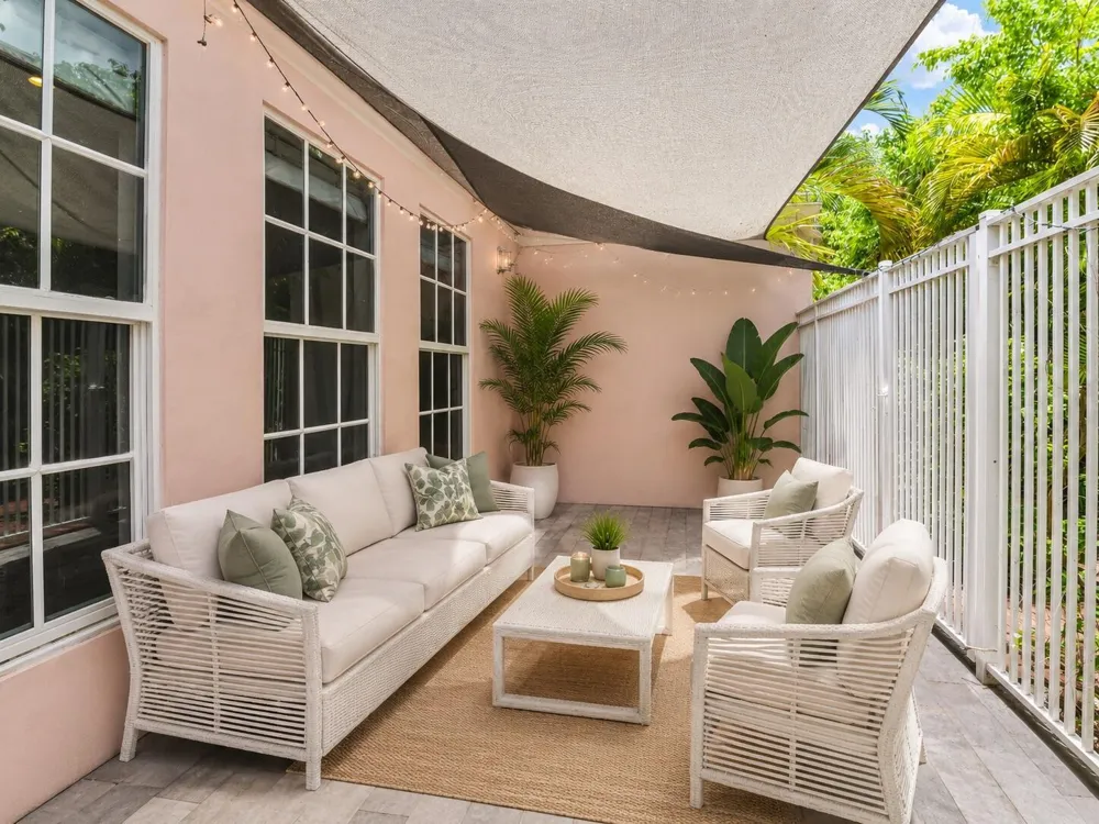 770 E CAMINO REAL #0040 Boca Raton, FL 33432