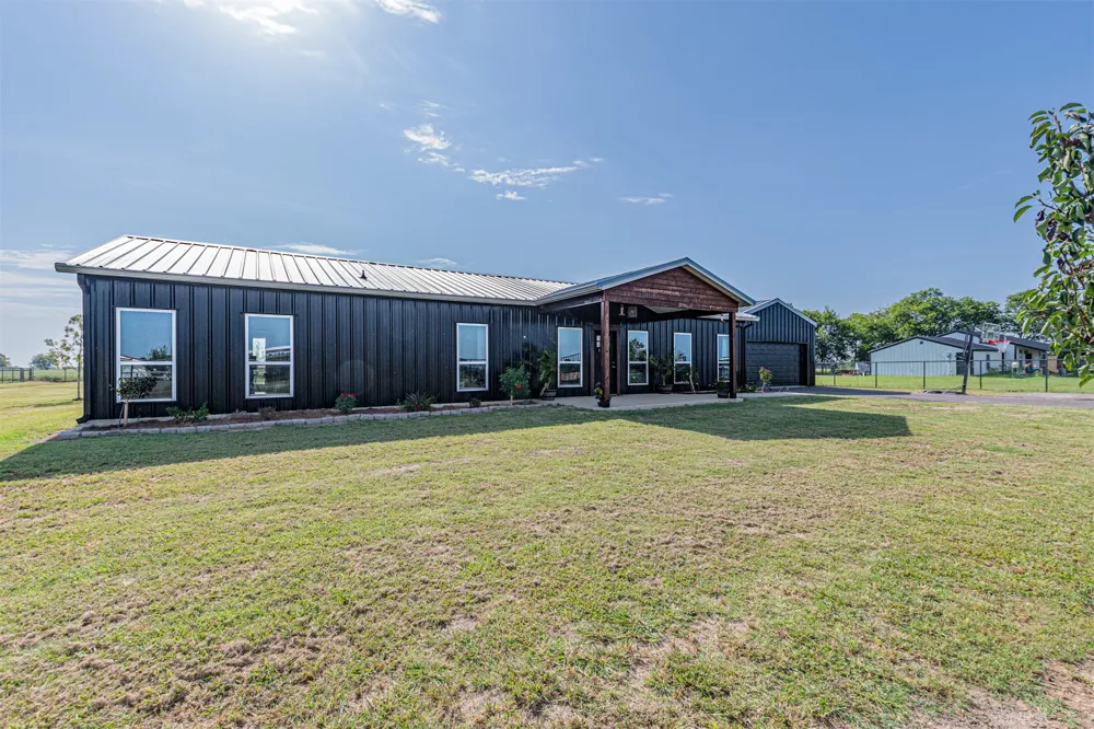 4340 Fm 1563 Wolfe City, TX 75496