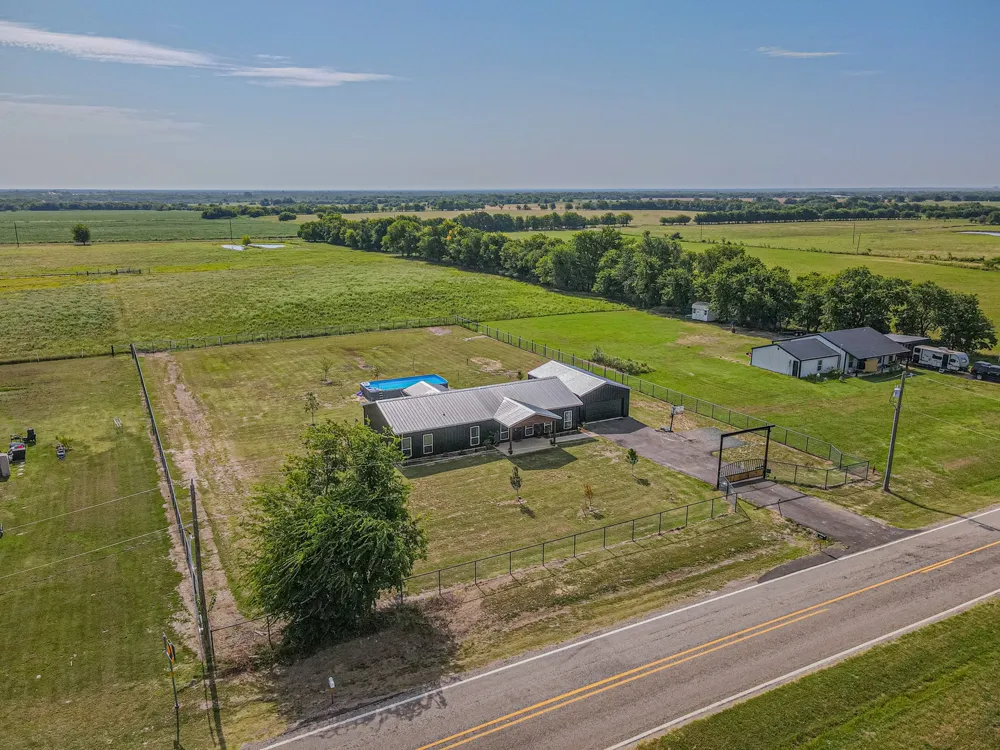 4340 Fm 1563 Wolfe City, TX 75496