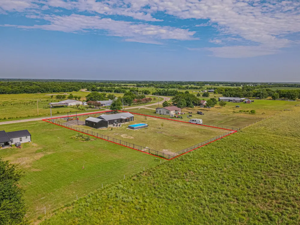 4340 Fm 1563 Wolfe City, TX 75496