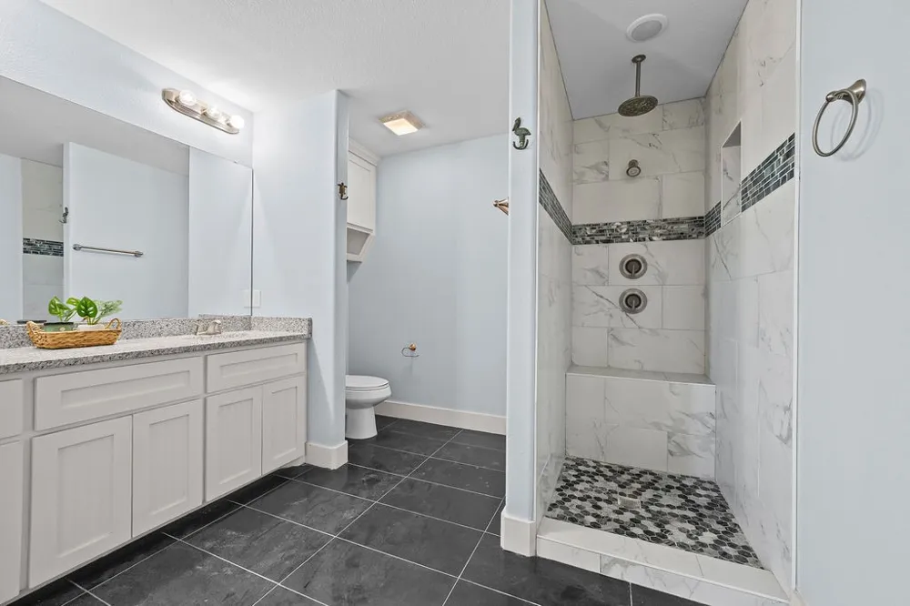 4331 Callicoatte Rd Robstown, TX 78380