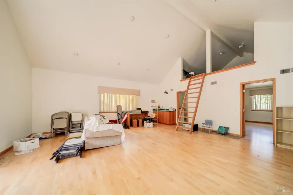 5950 State Highway 128 Napa, CA 94558