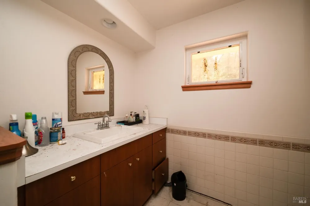 5950 State Highway 128 Napa, CA 94558