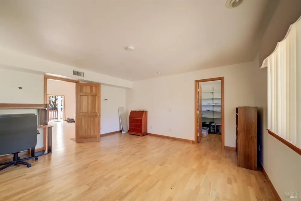 5950 State Highway 128 Napa, CA 94558