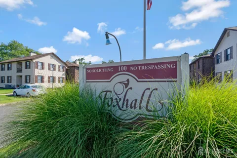 38 Foxhall Common