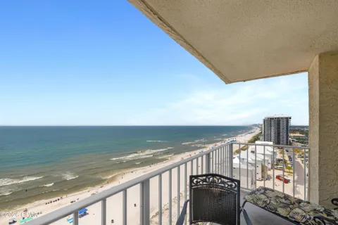 5801 Thomas Drive #1305