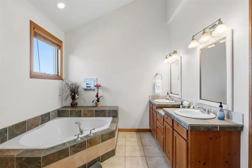 112 Shooting Star Way Silverthorne, CO 80498