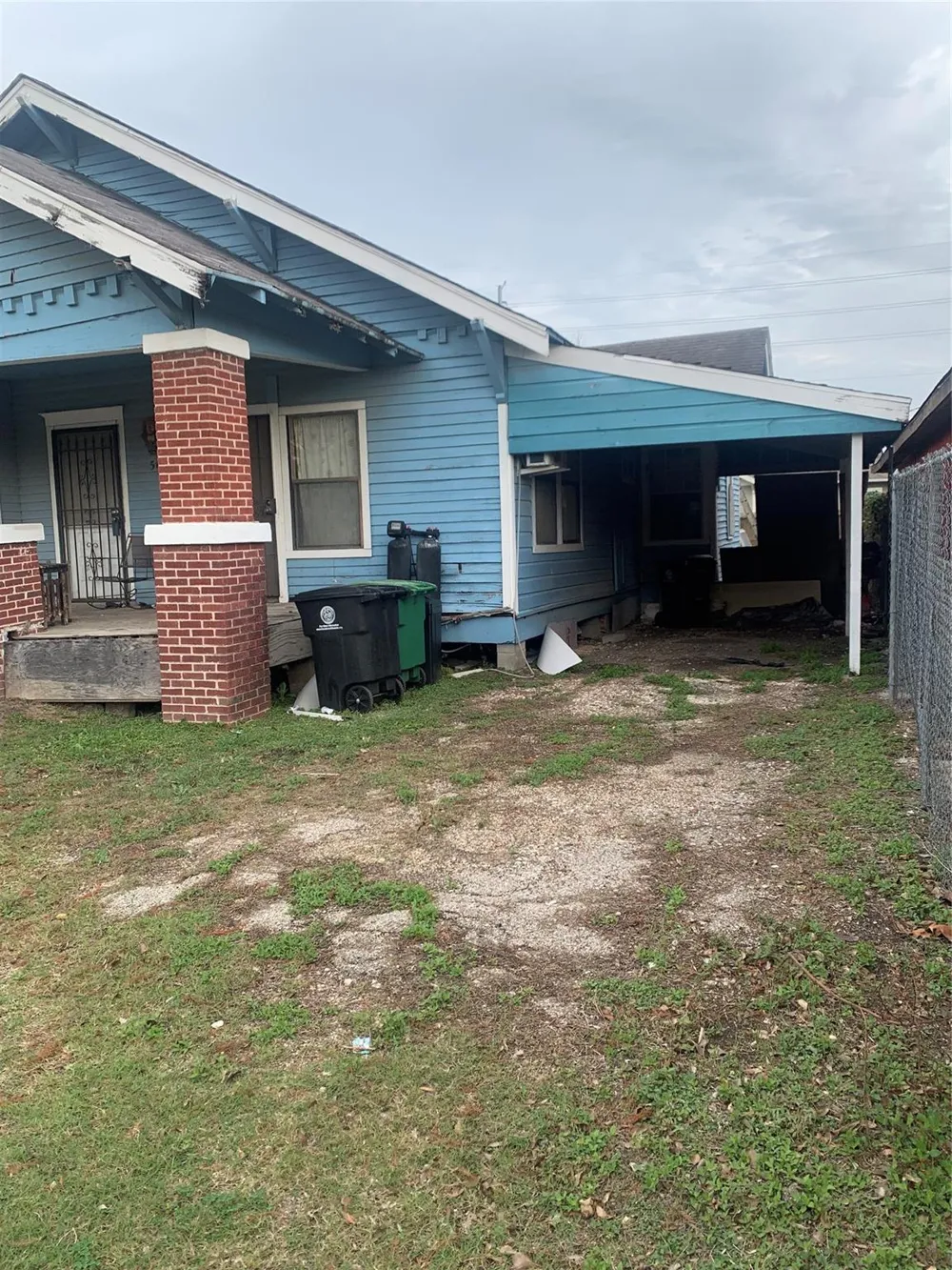 5001 Sherman Street Houston, TX 77011