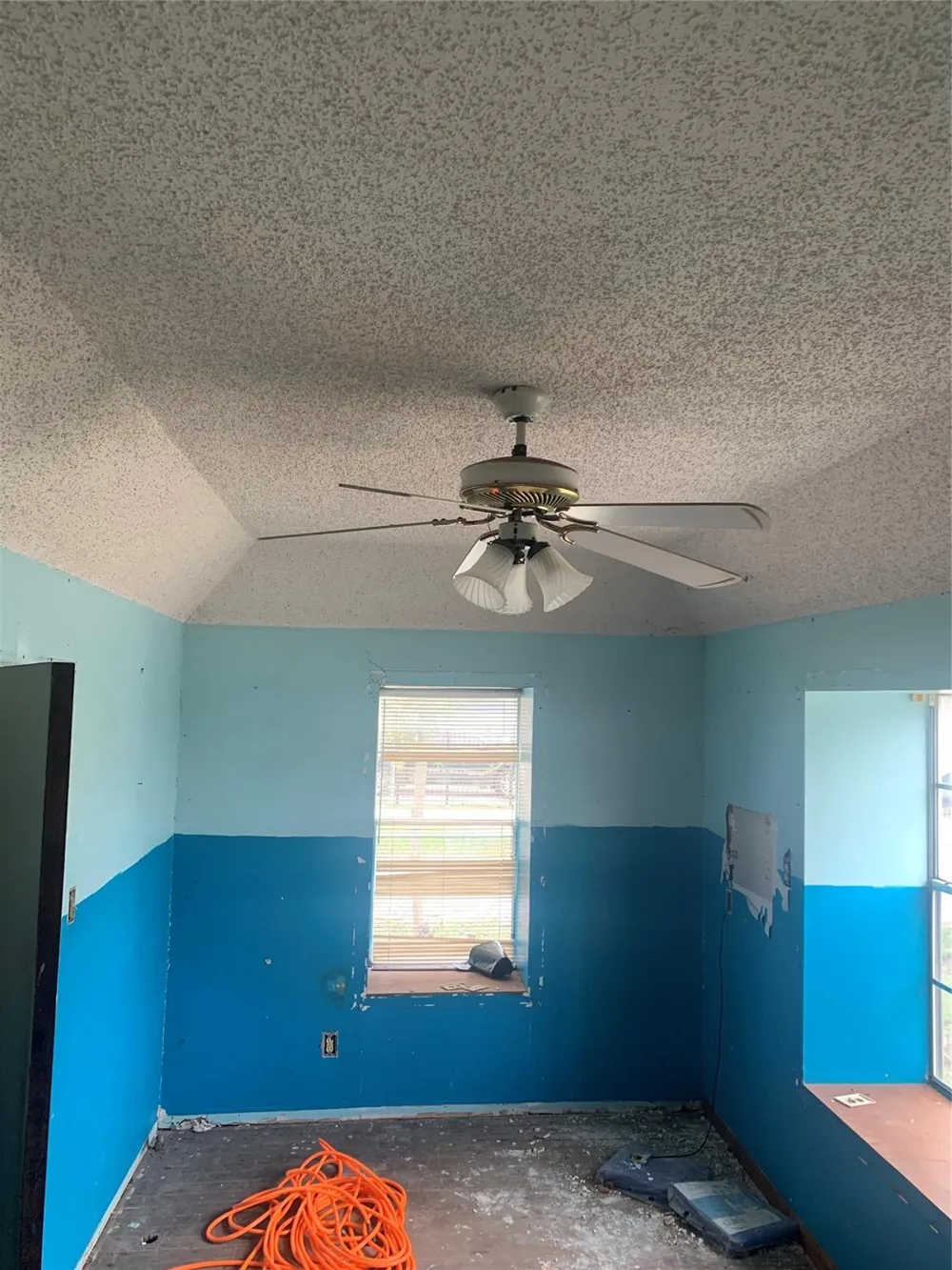 5001 Sherman Street Houston, TX 77011
