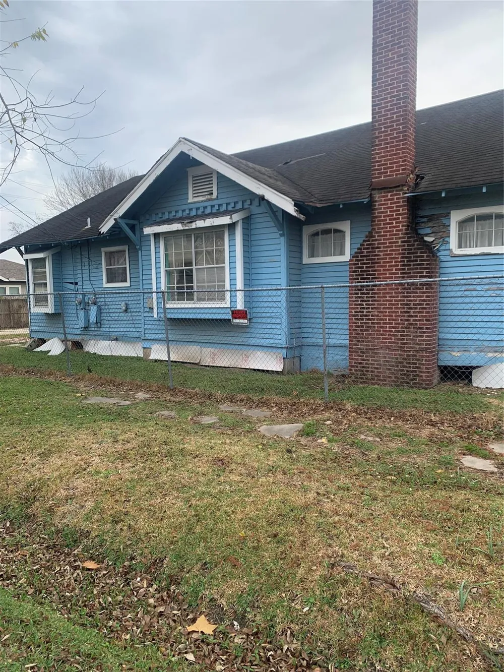 5001 Sherman Street Houston, TX 77011