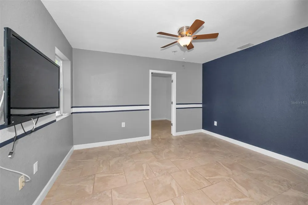 13760 87TH PLACE Seminole, FL 33776