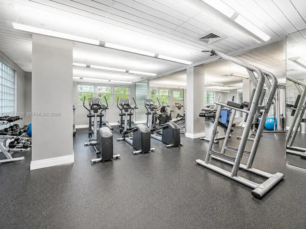 3901 S Ocean Dr #9B Hollywood, FL 33019