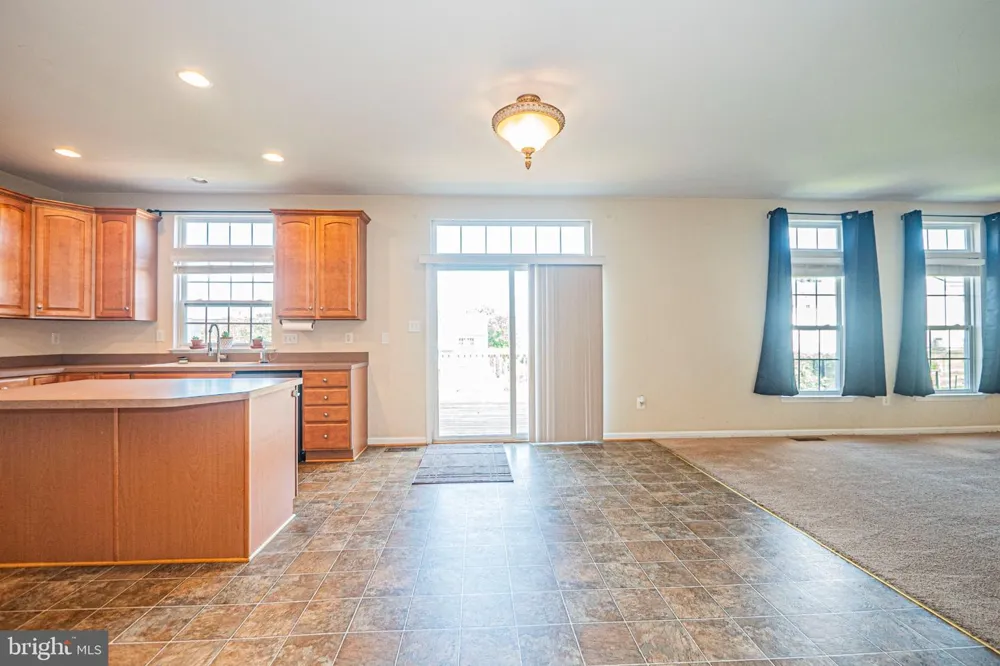 10 FIONA WAY Brunswick, MD 21758