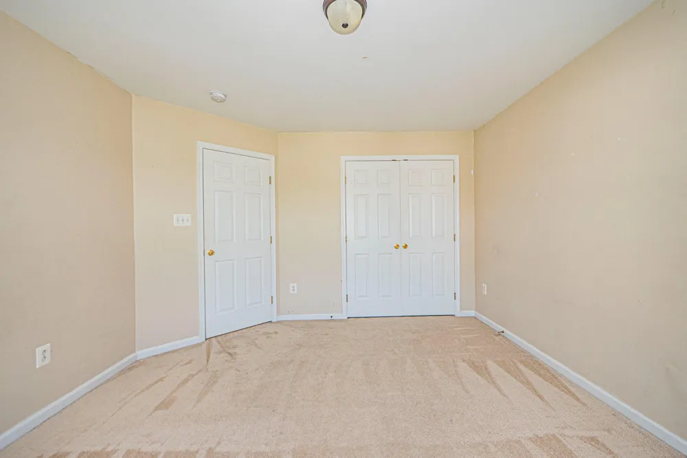 10 FIONA WAY Brunswick, MD 21758