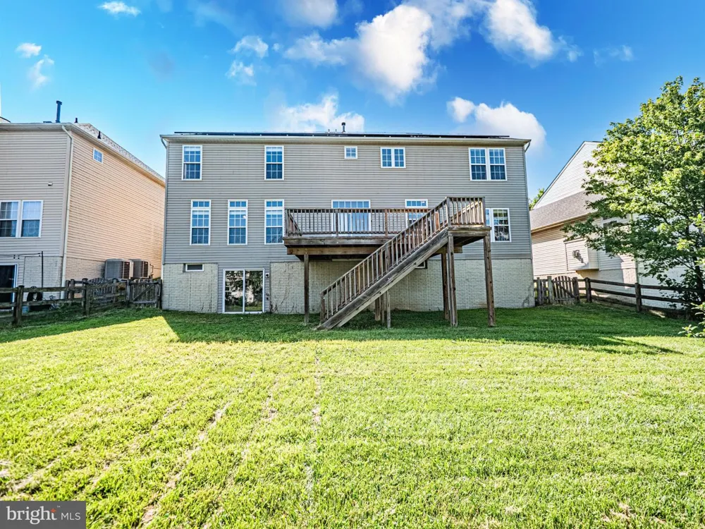 10 FIONA WAY Brunswick, MD 21758