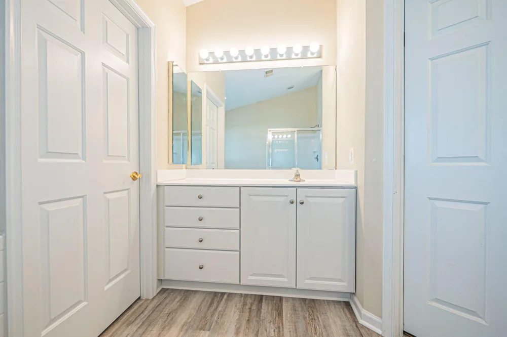 10 FIONA WAY Brunswick, MD 21758