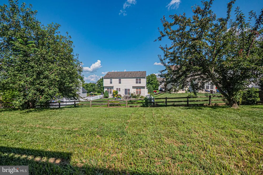 10 FIONA WAY Brunswick, MD 21758
