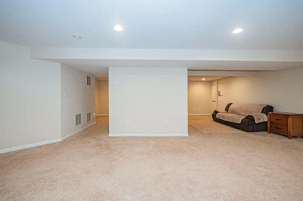 10 FIONA WAY Brunswick, MD 21758