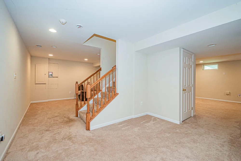 10 FIONA WAY Brunswick, MD 21758