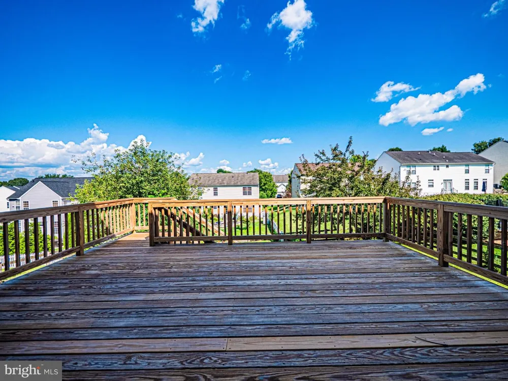 10 FIONA WAY Brunswick, MD 21758