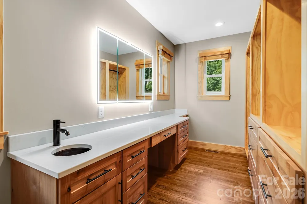 10 Davenport Place Asheville, NC 28806