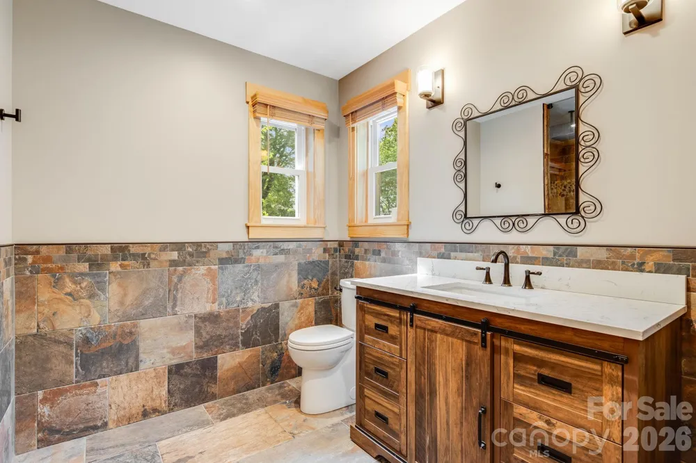 10 Davenport Place Asheville, NC 28806