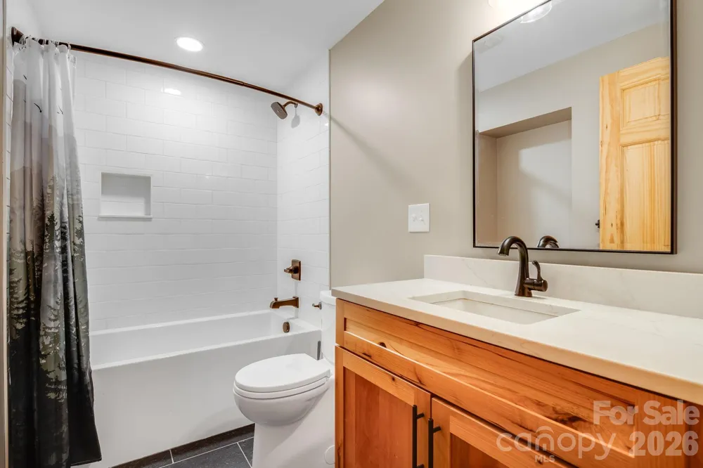 10 Davenport Place Asheville, NC 28806