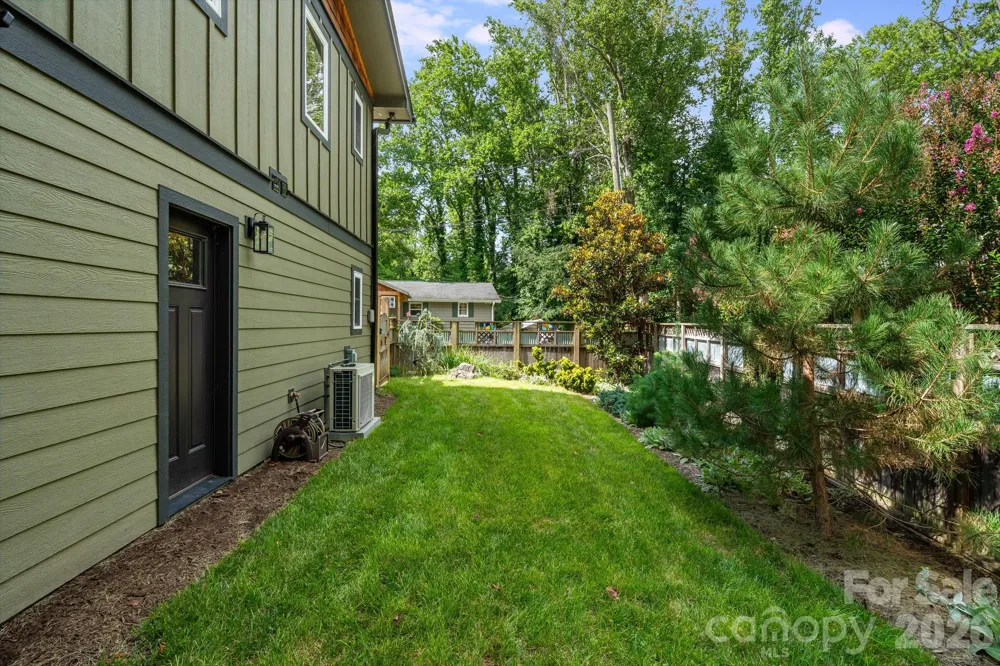 10 Davenport Place Asheville, NC 28806