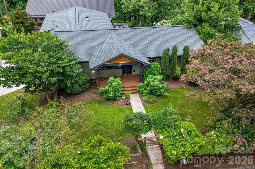 10 Davenport Place Asheville, NC 28806
