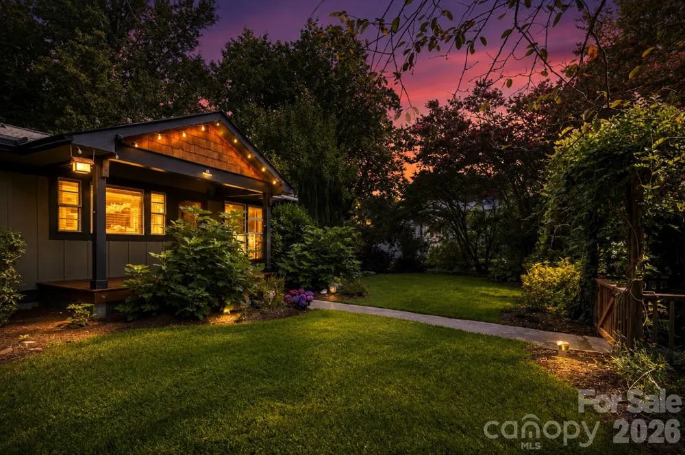10 Davenport Place Asheville, NC 28806