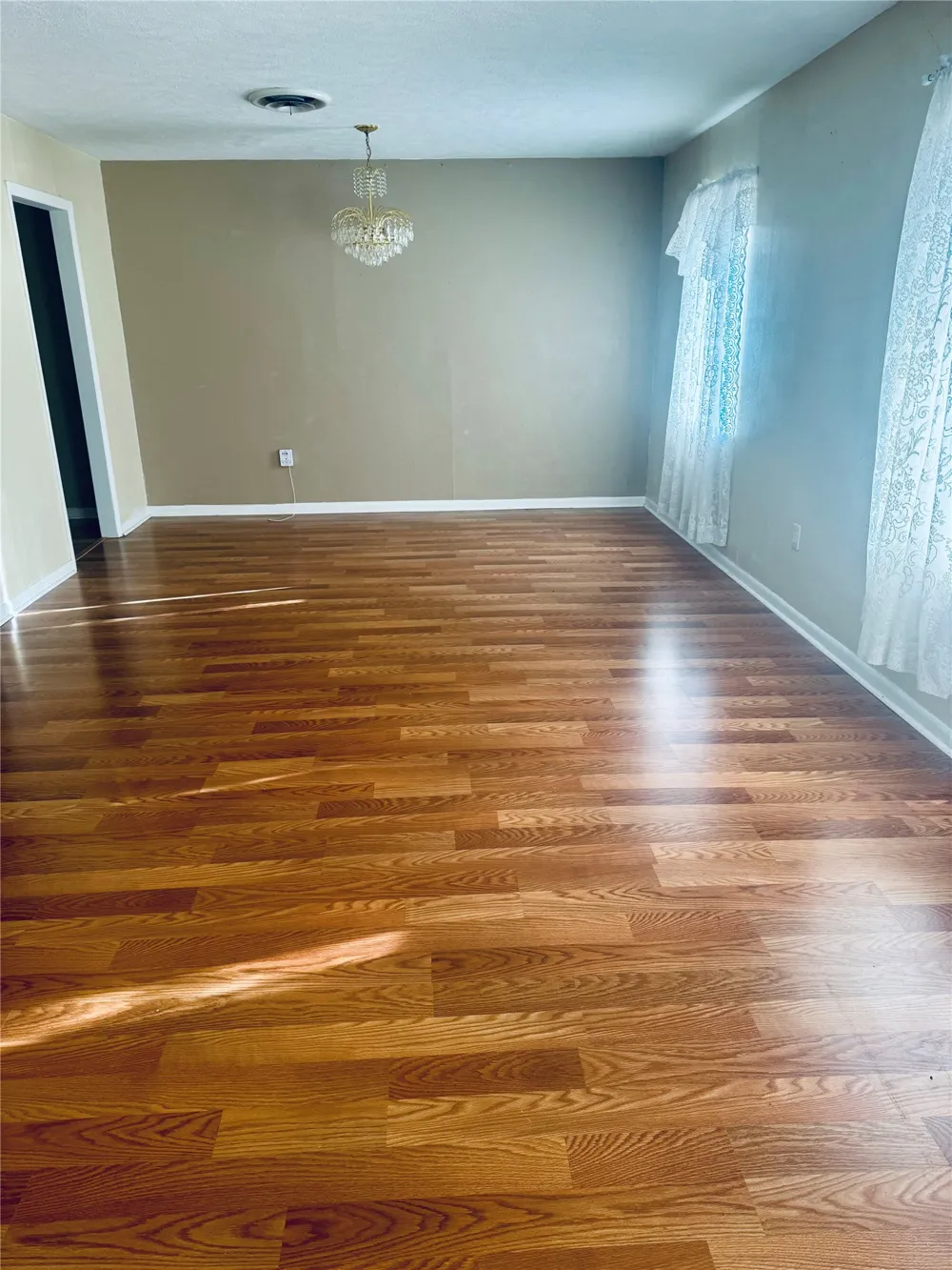 2601 S Park Street Commerce, TX 75428