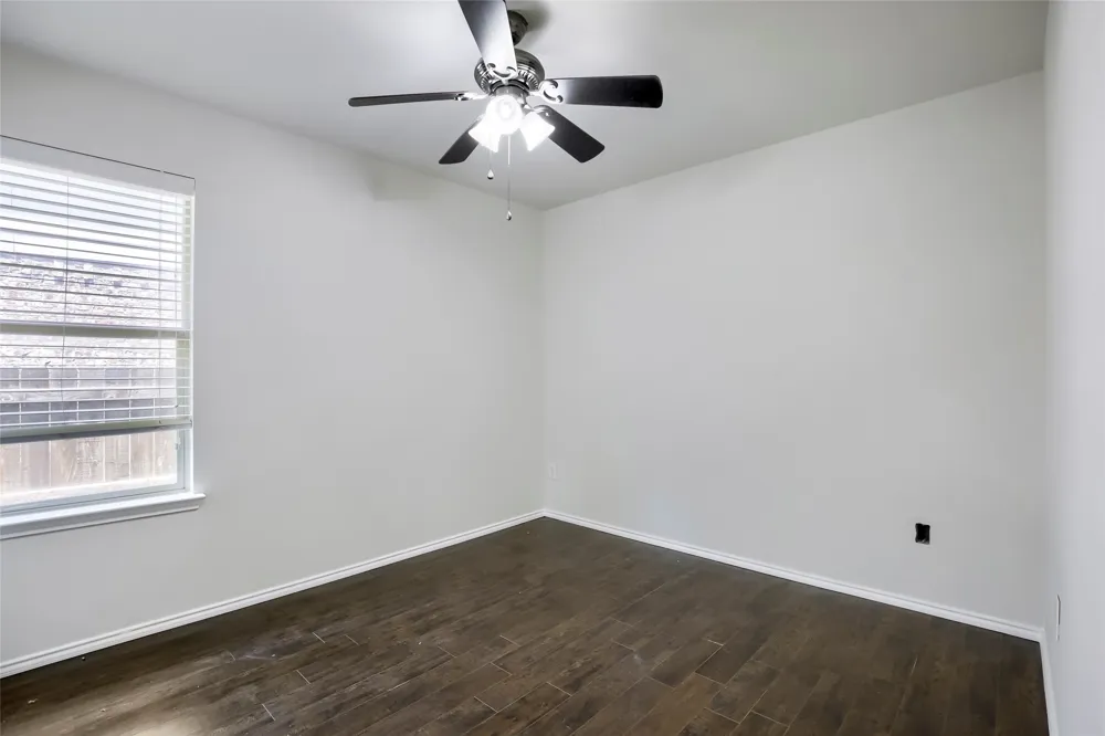 4004 Ridgetop Drive Heartland, TX 75126