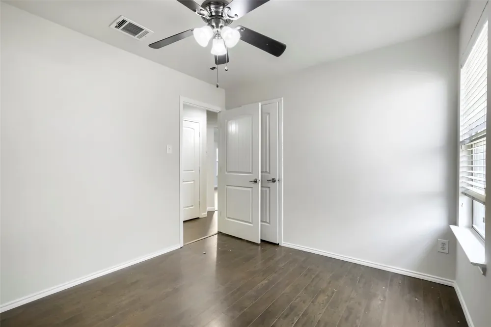 4004 Ridgetop Drive Heartland, TX 75126
