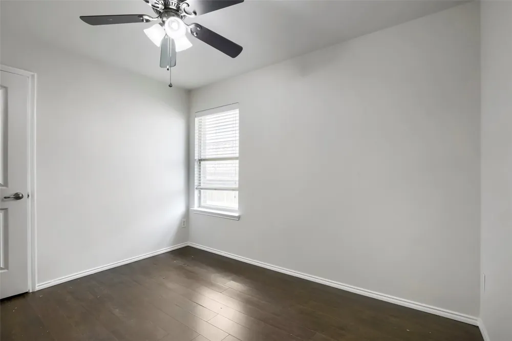 4004 Ridgetop Drive Heartland, TX 75126