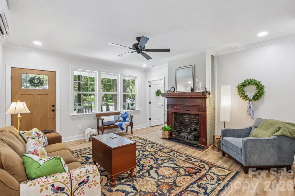 105 Maple Street Badin, NC 28009