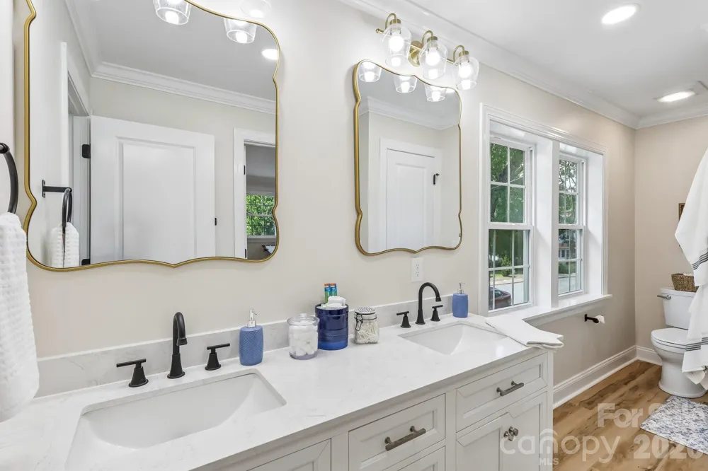 105 Maple Street Badin, NC 28009