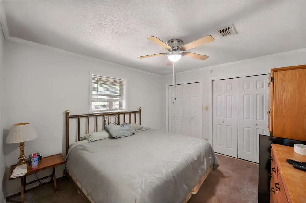 902 Greenbriar Drive Joshua, TX 76058
