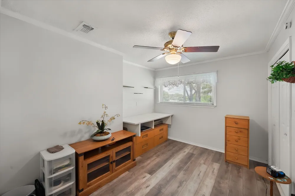 902 Greenbriar Drive Joshua, TX 76058