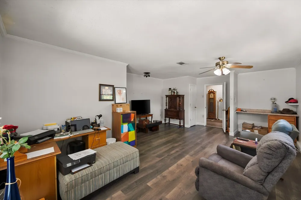 902 Greenbriar Drive Joshua, TX 76058