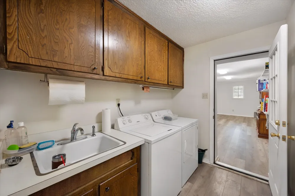 902 Greenbriar Drive Joshua, TX 76058