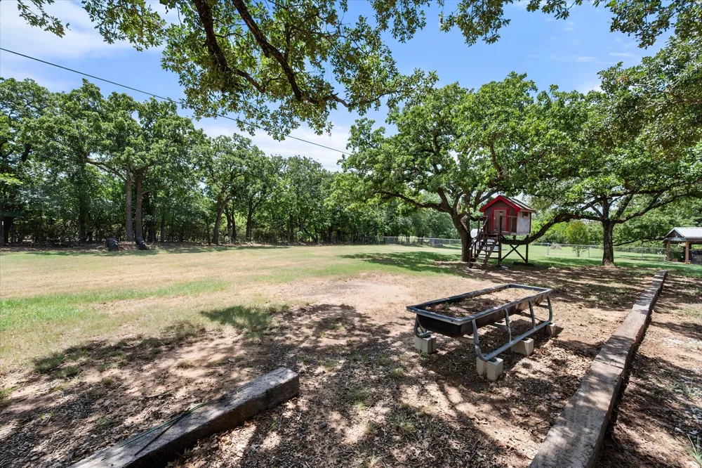 902 Greenbriar Drive Joshua, TX 76058