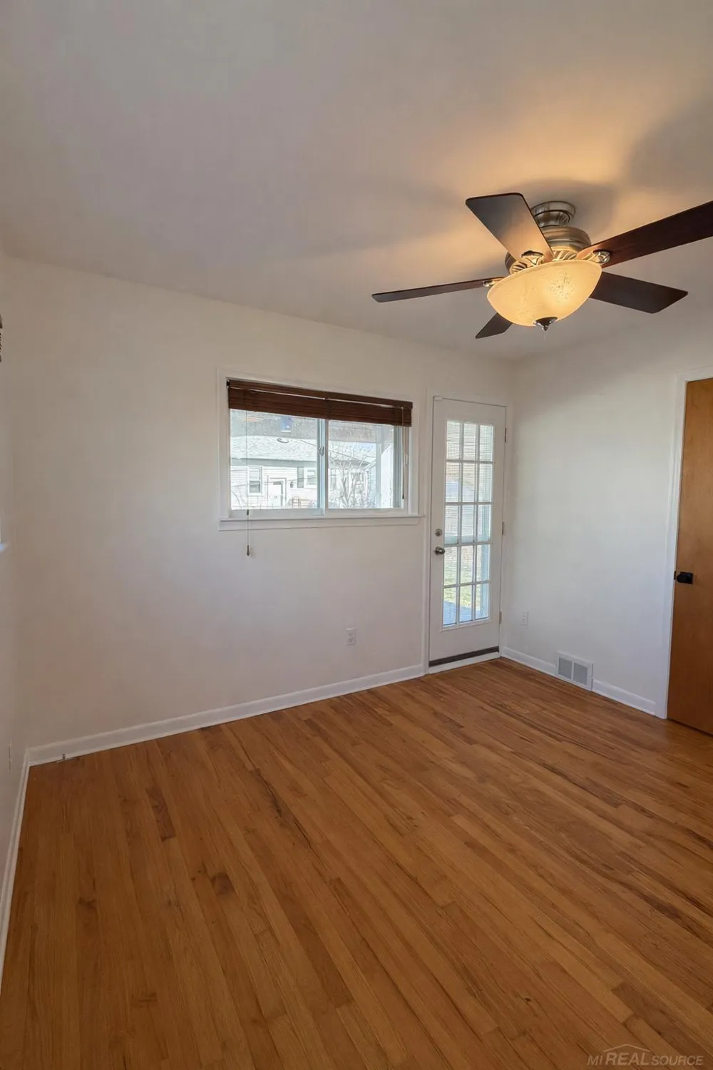 2034 Mortenson Boulevard Berkley City, MI 48072