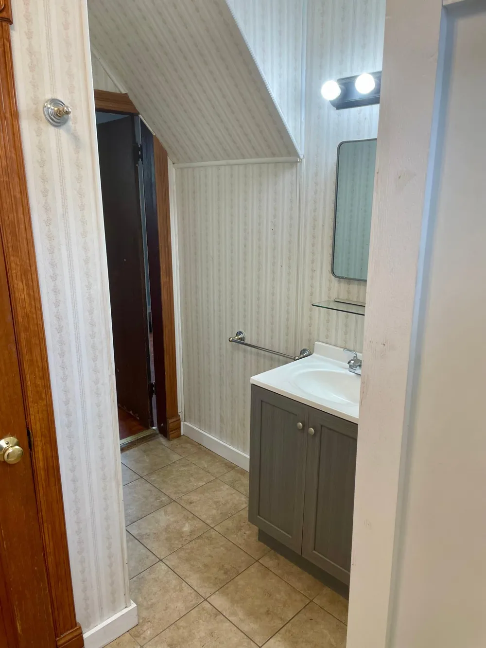 763 W Mark Street Winona, MN 55987