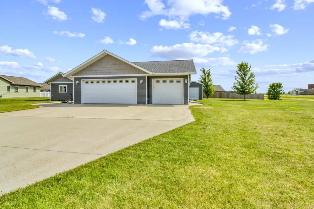 408 Garfield Lane Lake Park, MN 56554